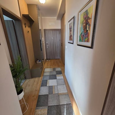 Location d’un élégant appartement de 2 pièces avec vue sur la mer, Lazuren Bryag, Bourgas, Bulgarie